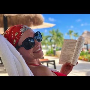 Meet your Posher, Annette